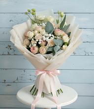 Букет цветов из:  Розы и Лизиантусы #REPLACE_PRED# Мирный