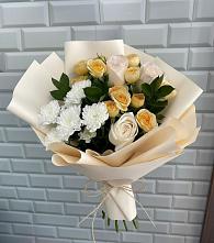 Букет цветов из:  Розы и Хризантемы в Мирный