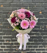 Букет цветов из:  Герберы и Хризантемы в Мирный