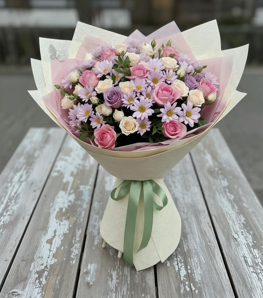 Букет цветов из: Розы и Хризантемы в Мирный